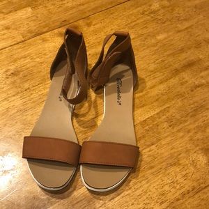 Tan Strap Sandals Size 8